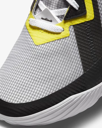 Space Jam LeBron 18 Sylvester x Tweety