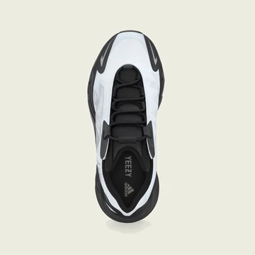 yeezy boost 700 mnvn blue tint