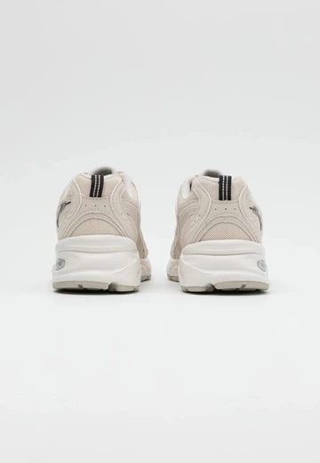 New Balance 530 Beige