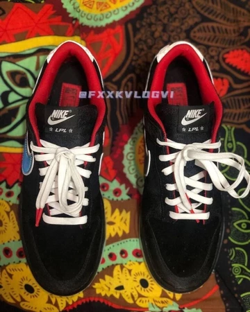 LPL x Nike Dunk League of Legends