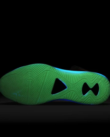 LeBron 8 x Space Jam A New Legacy