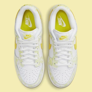 Nike Dunk Low Yellow Strike