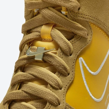Der Dunk High First Use University Gold kommt bald