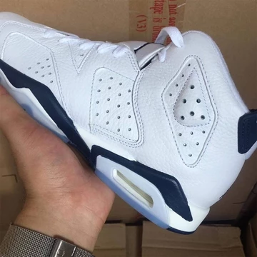Jordan 6 Midnight Navy