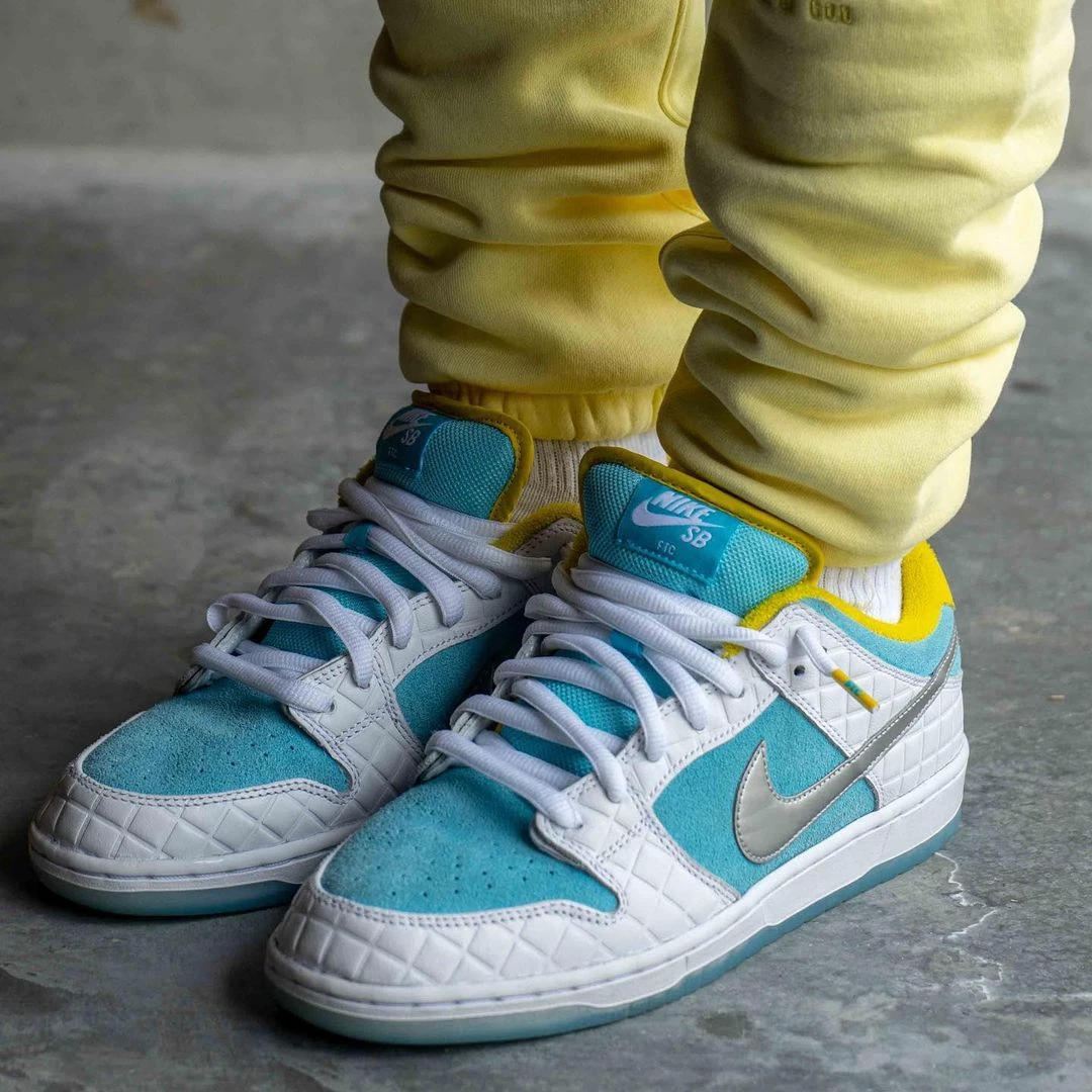 FTC x Nike Dunk Low - on feet pictures | Dead Stock