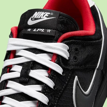 LPL x Nike Dunk League of Legends