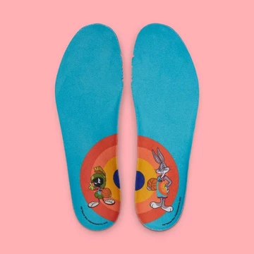 Space Jam LeBron 18 Bugs Bunny x Marvin