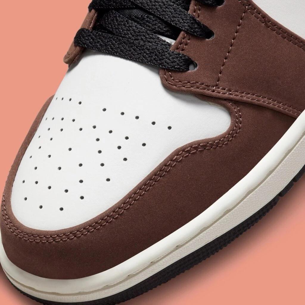 Jordan 1 Low Mocha Brown DC6991-200 | Dead Stock