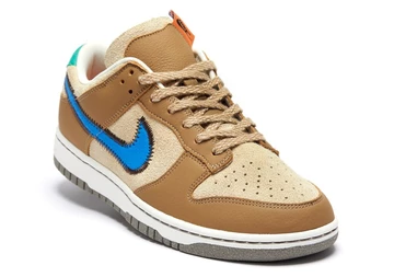 size? Nike Dunk Low