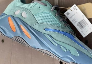 Adidas Yeezy Boost 700 Fadazu: neuer Colourway