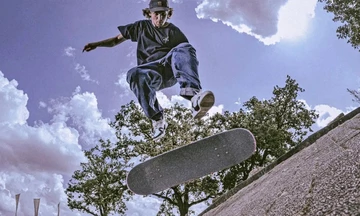 Kwills x Tornschujette x KangaROOS Ultralite Tkk- Line