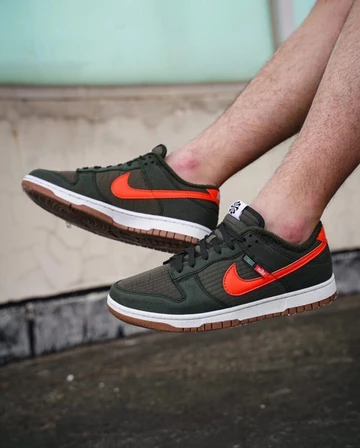 Nike Dunk Low Toasty Green