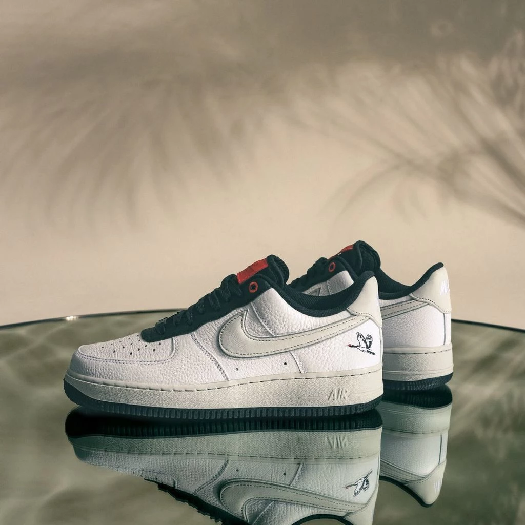 Nike Air Force 1 Crane DA8482 100 | Dead Stock display picture 1