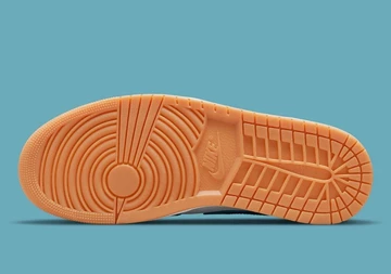 Jordan 1 Low Barcelona