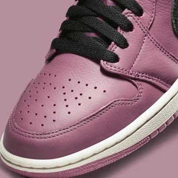 Jordan 1 Low Magenta