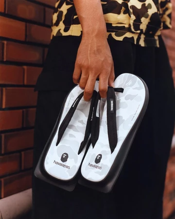 Bape x Havaianas