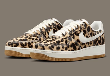 Nike Air Force 1 Leopard schräg