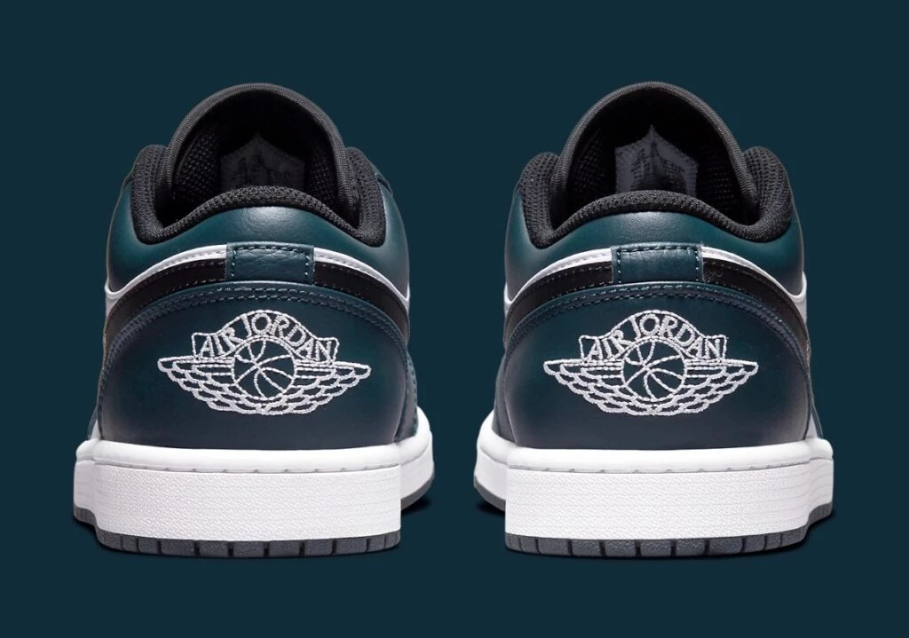 Jordan 1 Low Dark Teal 553558-411 | Dead Stock