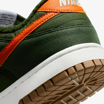 Nike Dunk Low Toasty Green
