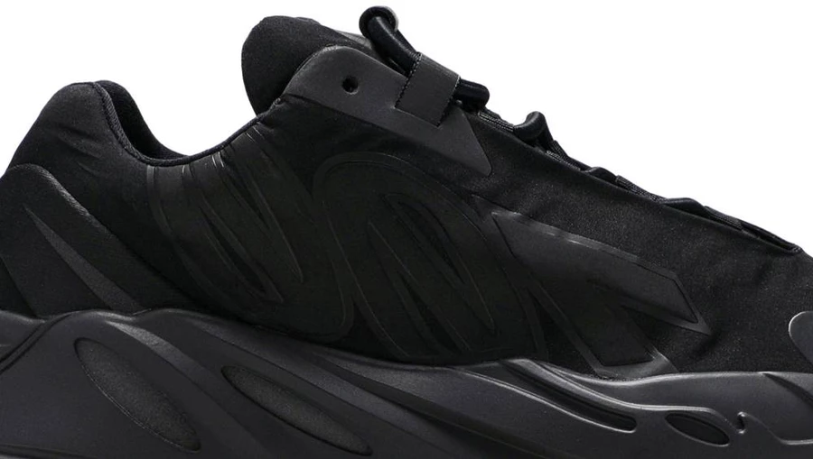 Yeezy 700 MNVN Triple Black Yeezy Day FV4440 | Dead Stock