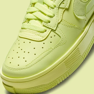 Air Force 1 Fontanka Yellow Strike