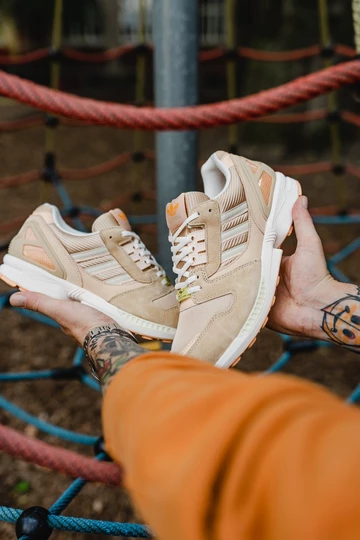 ZX 8000 Hazy Beige - on feet looks