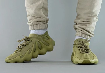 adidas Yeezy 450 Dark Sulfur - erste Bilder