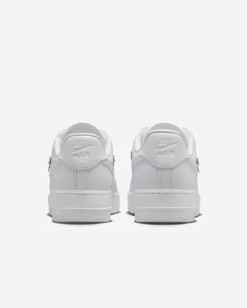 Nike Air Force 1 Butterfly von hinten