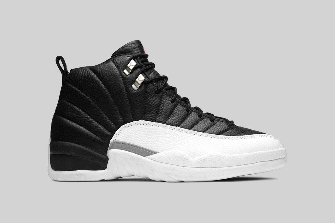 Blackout jordan 12 online