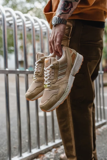 ZX 8000 Hazy Beige - on feet looks