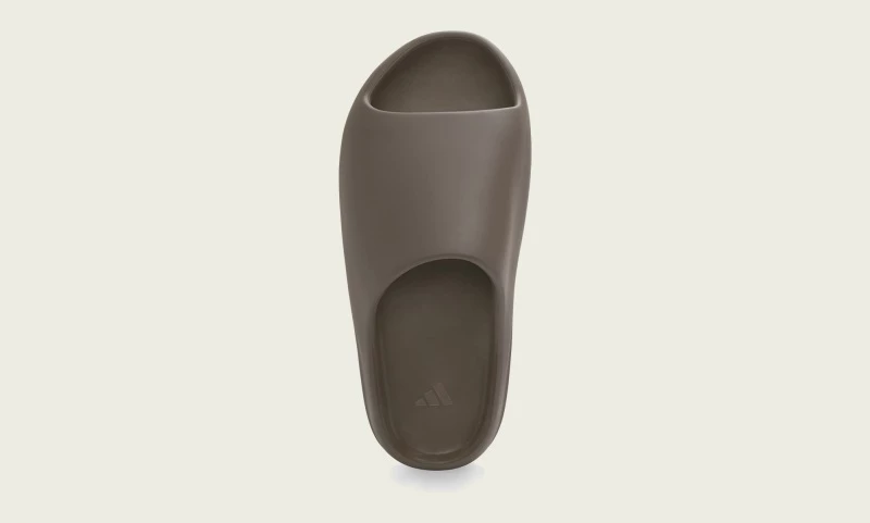 Yeezy Slides Soot GX6141 | Dead Stock
