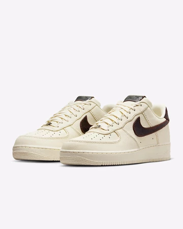 Air Force 1 PRM Soft Pearl schräg