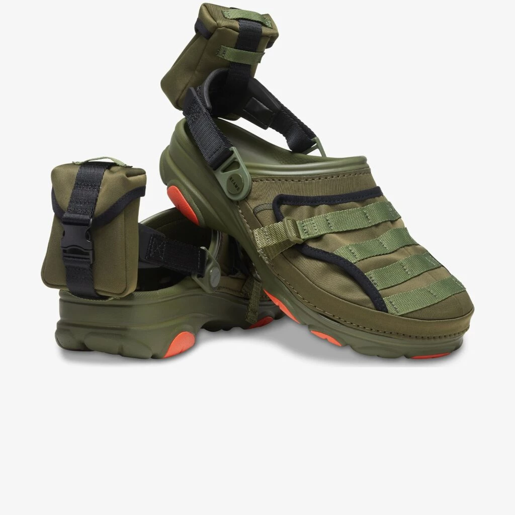 Crocs Bespoke Classic All-Terrain:
Beams Military Olive BEAMS x Crocs Bespoke Classic All Terrain Clogs | Hypebeast main image 2