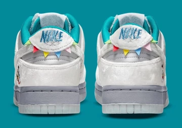 Nike SB Dunk Low Ice