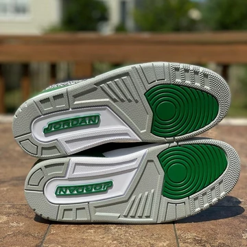 Jordan 3 Pine Green