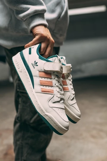 adidas Forum Off White