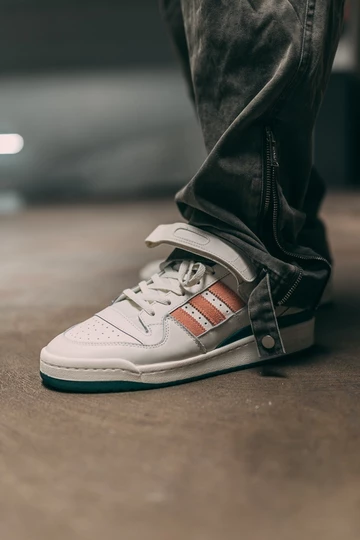 adidas Forum Off White