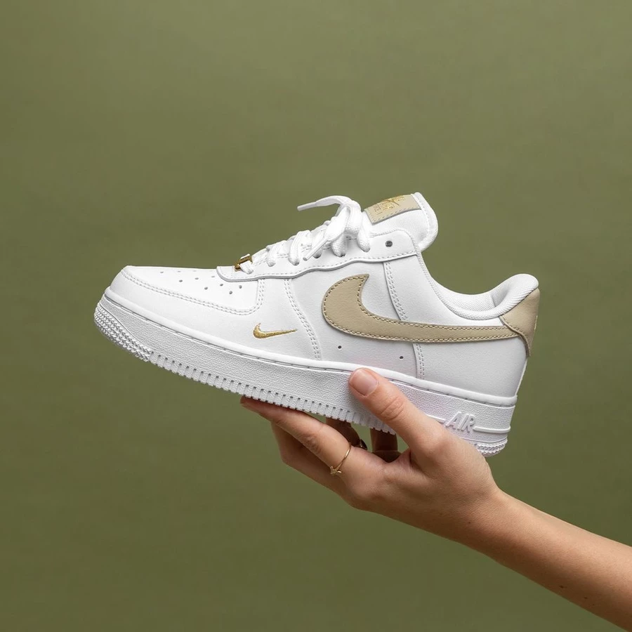 Air Force Essential White Beige CZ0270-105 Dead Stock