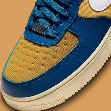 Air Force 1 UNDEFEATED Court Blue