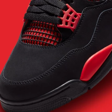 Jordan 4 Retro Red Thunder
