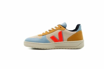 Make My Lemonade x VEJA V-10