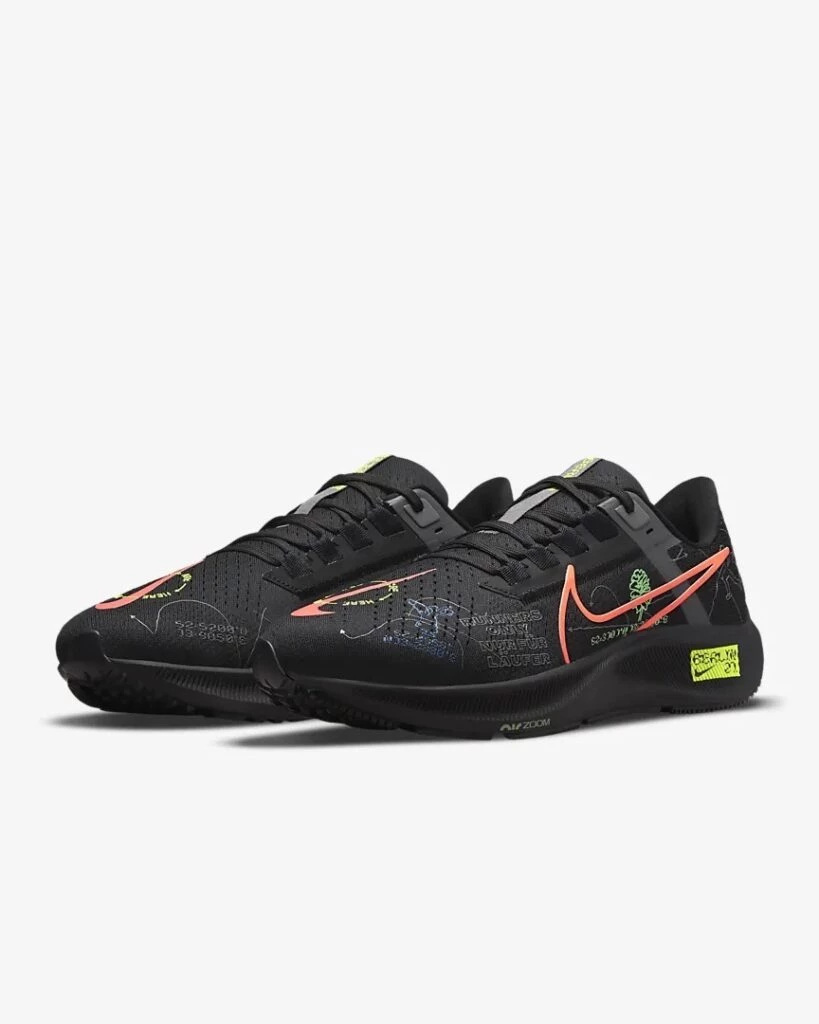 Nike Berlin Run 2021 Apparel Dead Stock