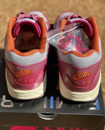 Patta x Nike Air Max 1 Maroon