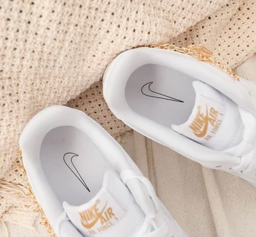 Air Force 1 Lucky Charms White