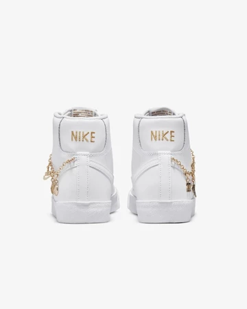 Nike Blazer Mid Lucky Charms