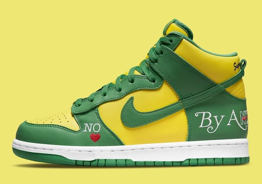 Supreme x Nike SB Dunk High Brazil By Any Means DN3741-700 Dead