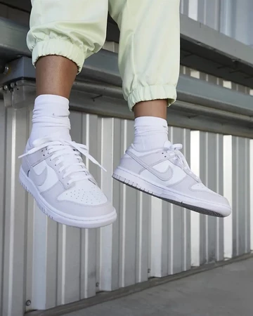 Nike Dunk Low Light Violet