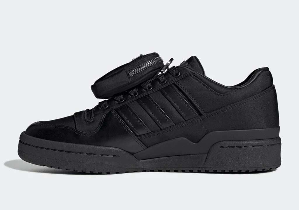 Prada adidas Forum Low Triple Black GY7043 | Dead Stock