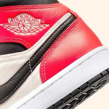 Jordan 1 Mid Light Newsprint