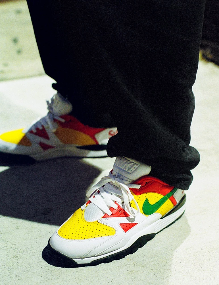 Supreme Nike Cross Trainer Low | Dead Stock
